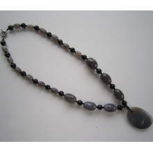 Fashion Agate Necklace with Charm Pendant